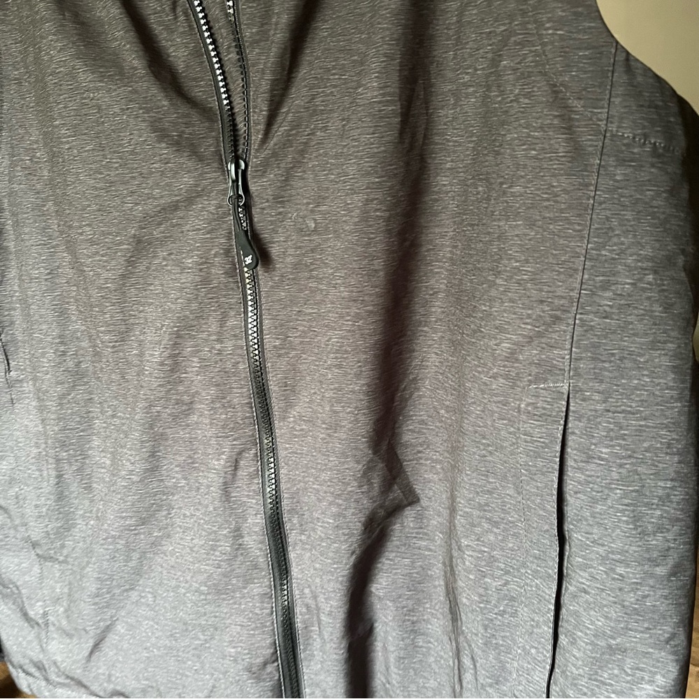 32 Degrees vest - Picture 6 of 9
